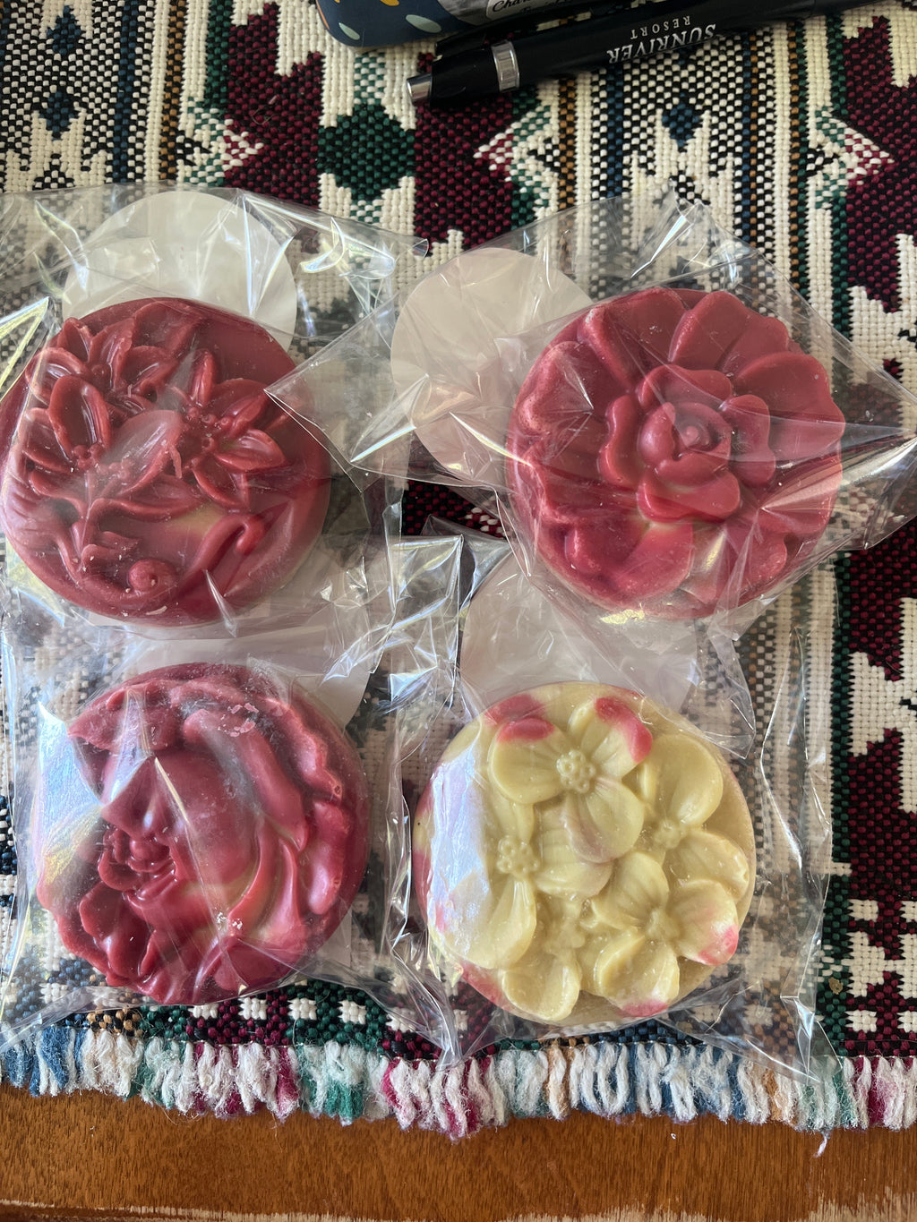 Bergamot Christmas guest soap with silver glitter